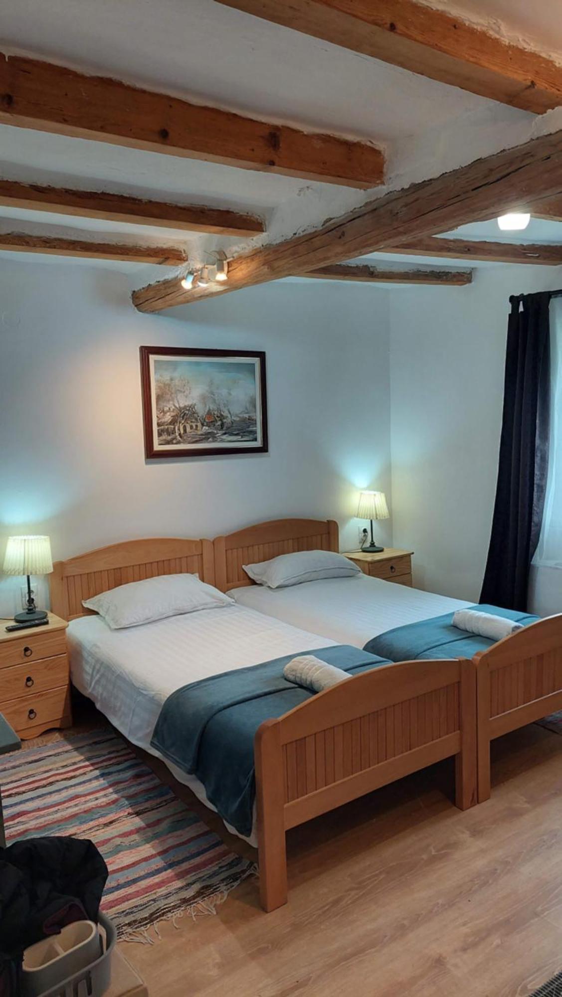 Hotel Eva House Pacir Esterno foto